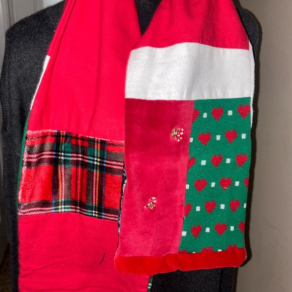 Hello Kitty holiday scarf repurposed top handmade - Picture 5 of 7